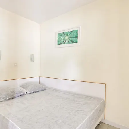 Apartment Francia - Maeva - Climatise 2 Pieces 4 Personnes - Confort Mae-1762 *